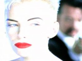 Eurythmics – Don’t Ask Me Why